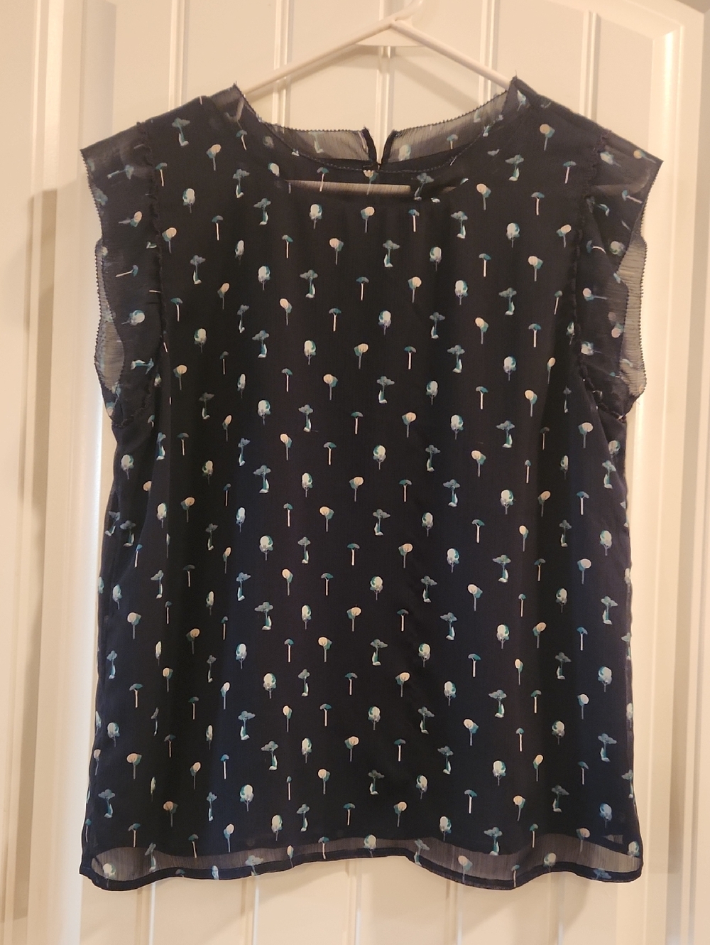 Ann Taylor Cap Sleeve Sheer Navy Print Blouse M Petite